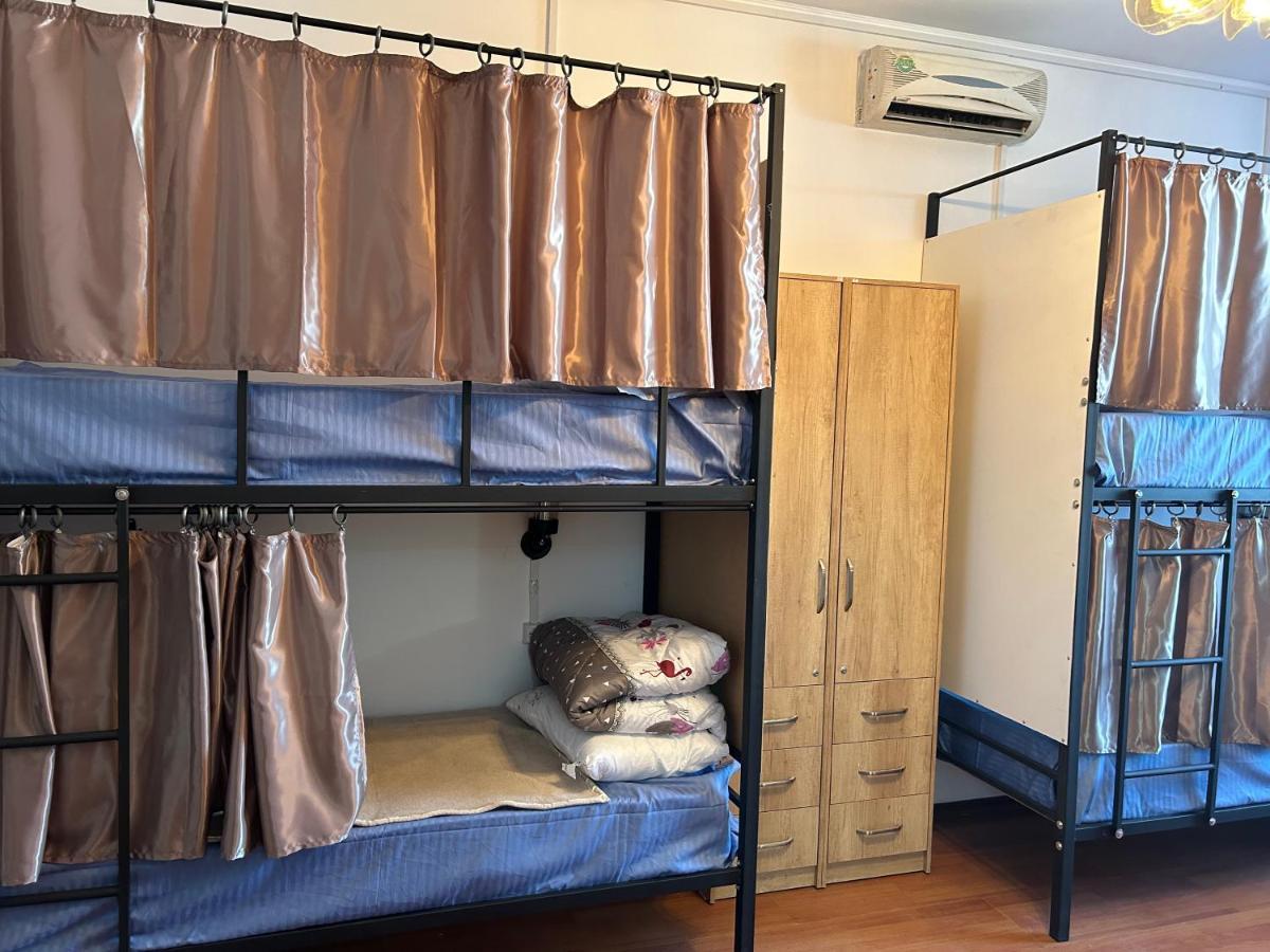 Aya Sofia Hostel Бишкек Екстериор снимка
