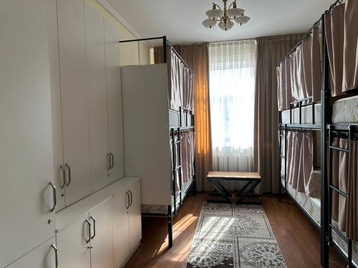 Aya Sofia Hostel Бишкек Екстериор снимка